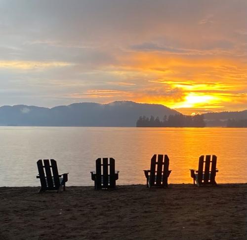 sunset-summer-chairs-2